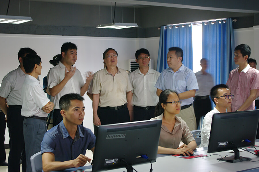 �������˴�ί������鵽���������Ǻ蹫˾��չ���������������˶�