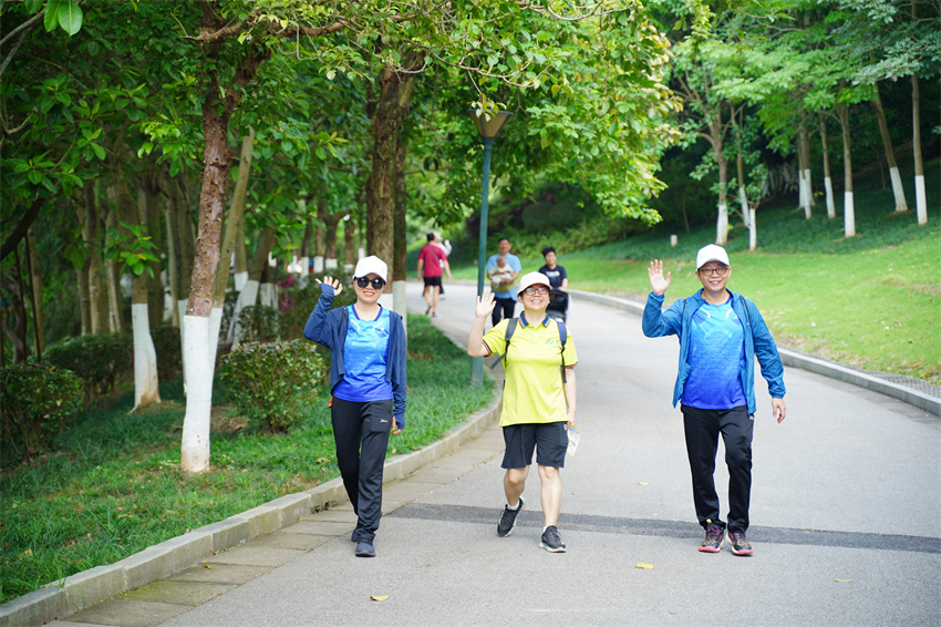 1685410332503064.jpg 健步走历程2.jpg