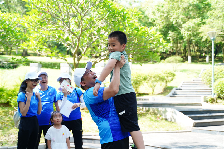 1685410602136852.jpg 创意合影.jpg